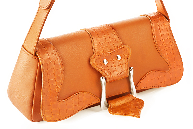 Handcrafted women's small luxurious elegant handbag in premium apricot orange leather. Perfect for elevated everyday style.   
                Choose from our luxurious collections of leather and fabric to perfectly match your handbags to your outfits.